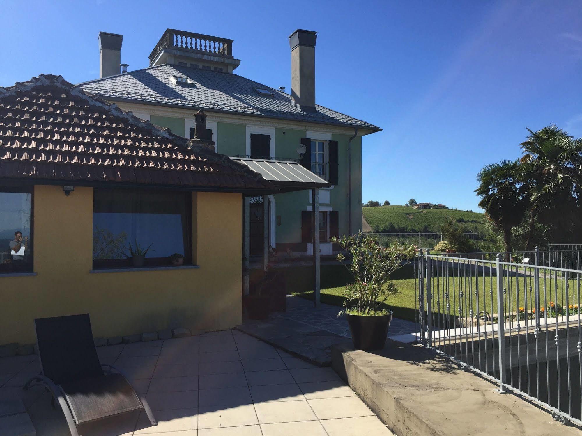 Villa Incanto Apartments Treiso Exteriör bild