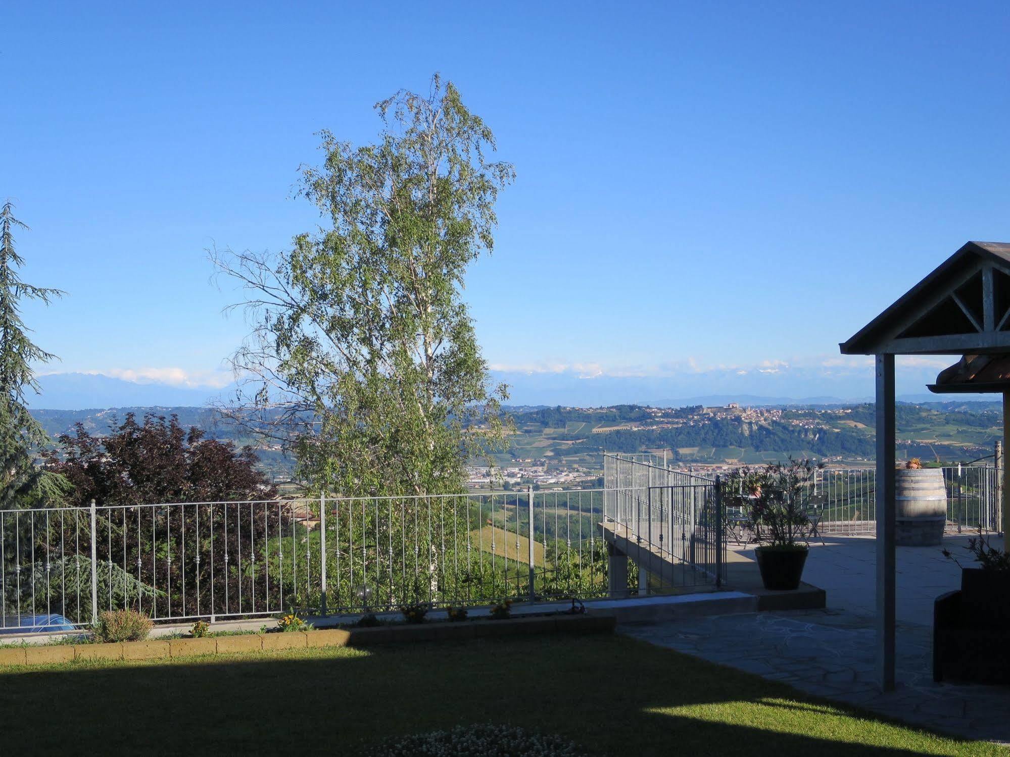 Villa Incanto Apartments Treiso Exteriör bild